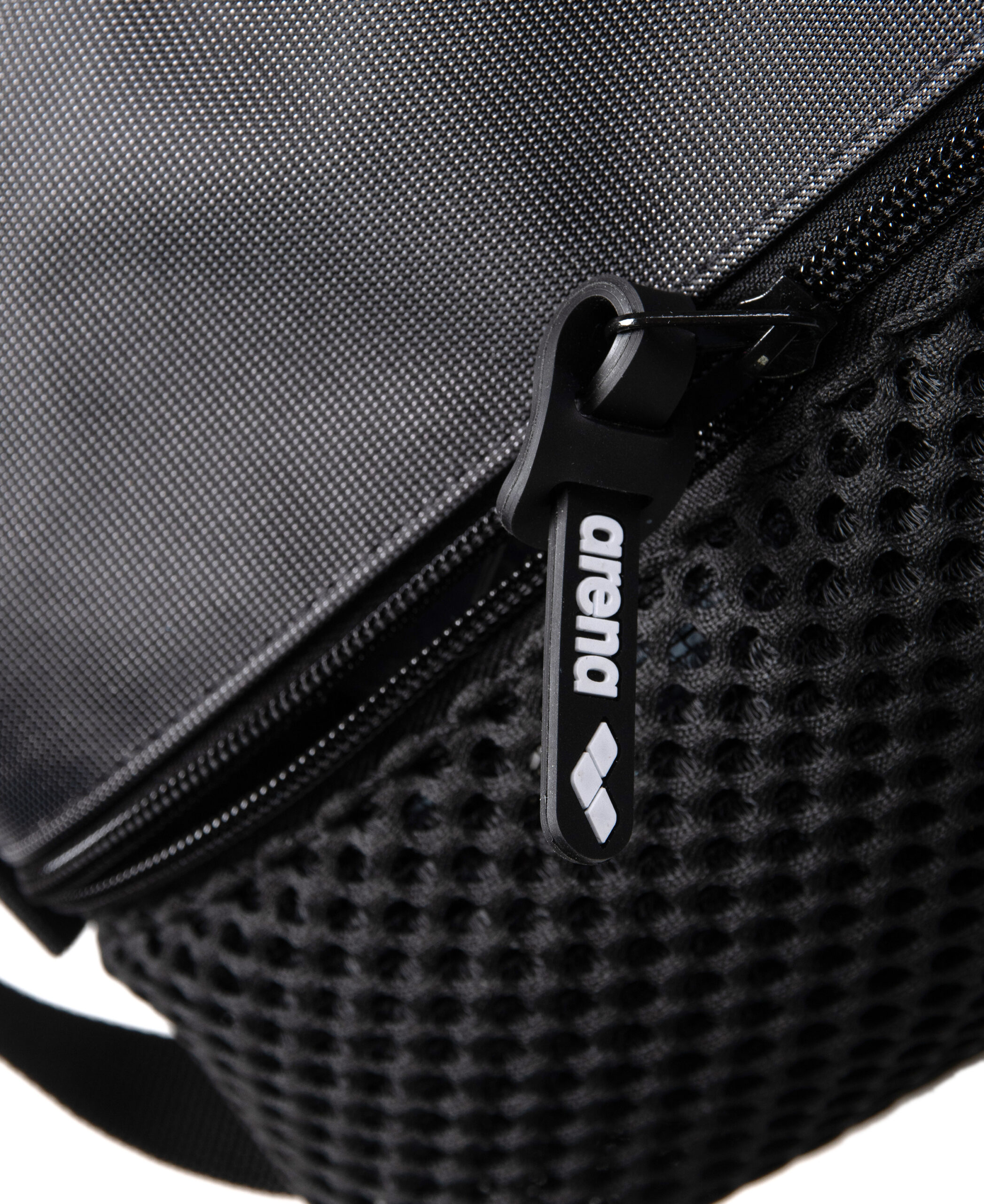 010242-100-ARENA ONE GO POCKET BAG-S-006.211d73c3 Beautycase ARENA ONE GO POCKET BAG