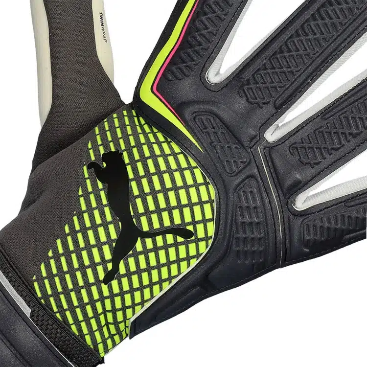 Guanto da Portiere ULTRA PRO NC PUMA Matte Aged Silver