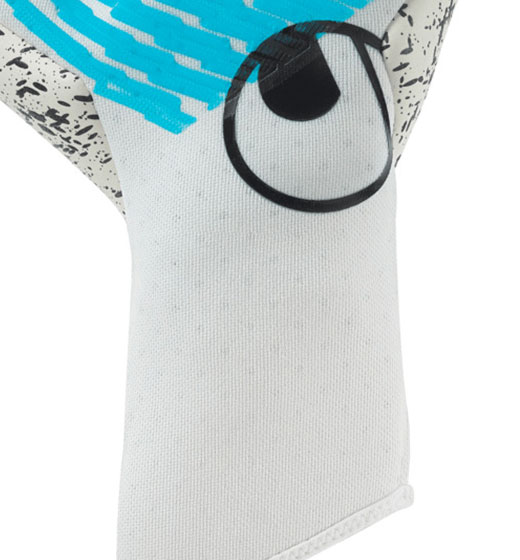 101137501-520-x-570 GUANTO portiere CYBERTEC SUPERGRIP+ HN UHLSPORT