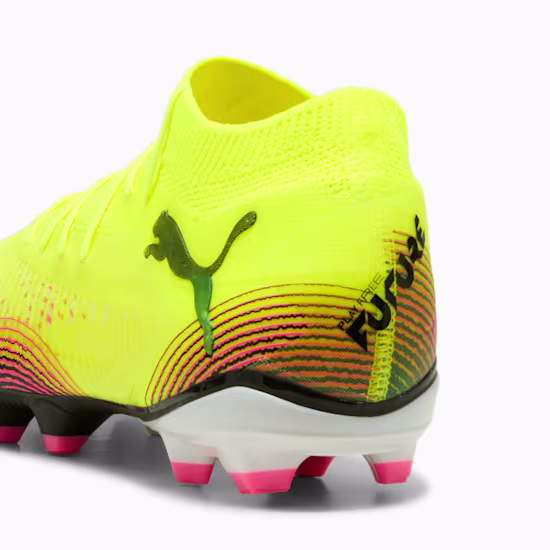 10813903 c Scarpa calcio FUTURE 8 PRO FG/AG PUMA Yellow Alert