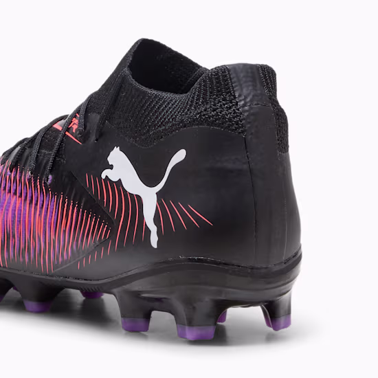 10814201 c Scarpa calcio FUTURE 8 PRO FG/AG PUMA Black Glowing Junior
