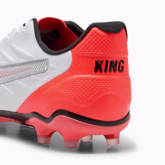 10882801 c SCARPE calcio PUMA KING PRO FG/AG Bianche