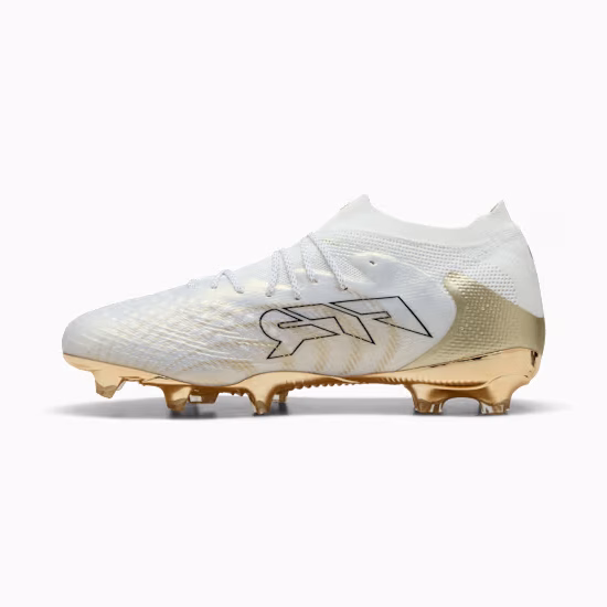 10888304 e Scarpa calcio FUTURE 9 ULTIMATE FG PUMA White Gold