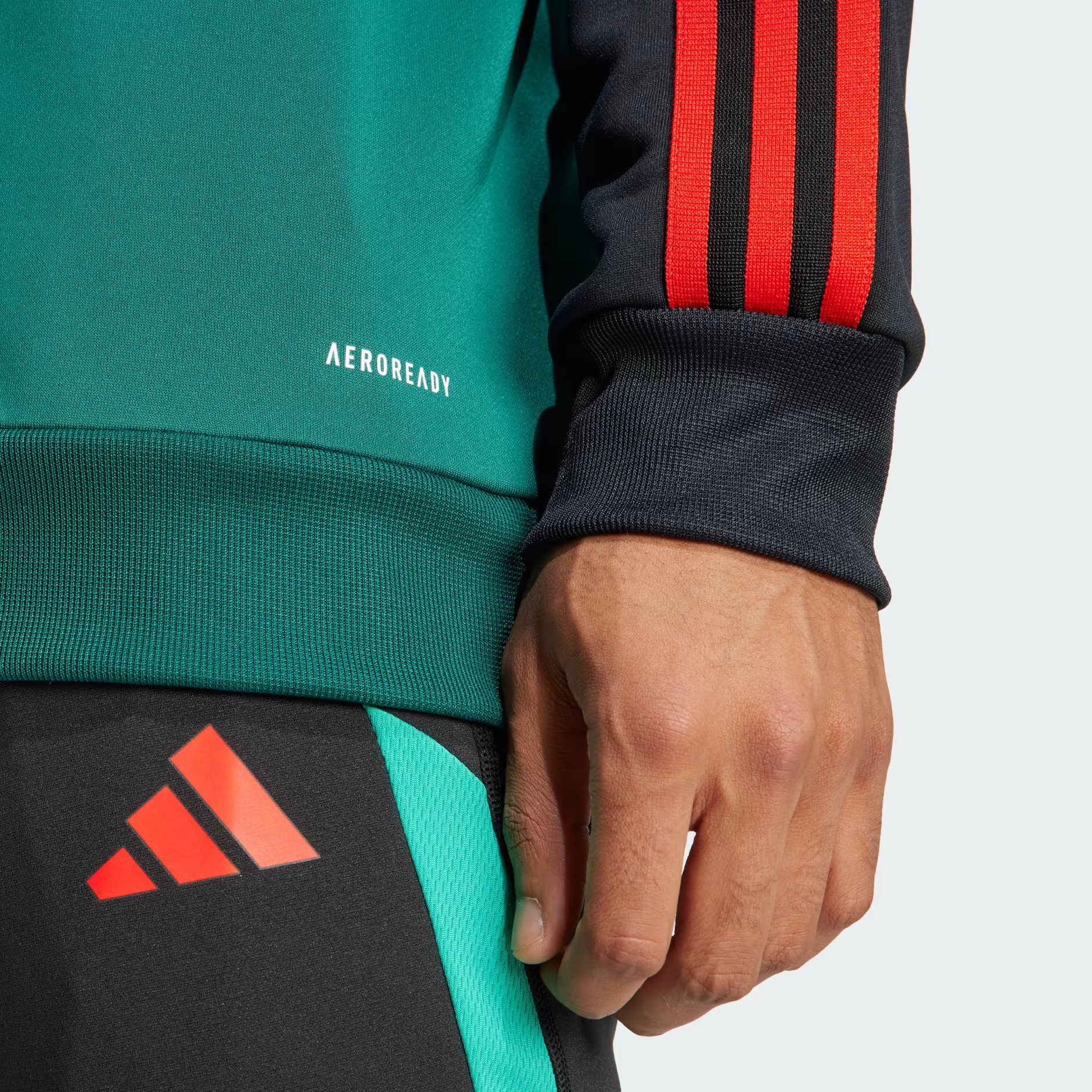 3 IQ1521_41_detail Felpa con cappuccio Tiro 23 Manchester United