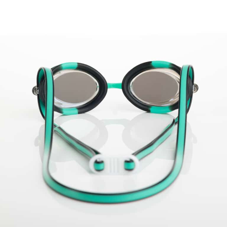 461112 racer-titanium-goggles-gnbkmgd B Occhialini Racer Titanium ZOGGS