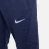 DJ8550-410-PHSYM002-2000 Pantaloni Paris Saint-Germain Strike UOMO
