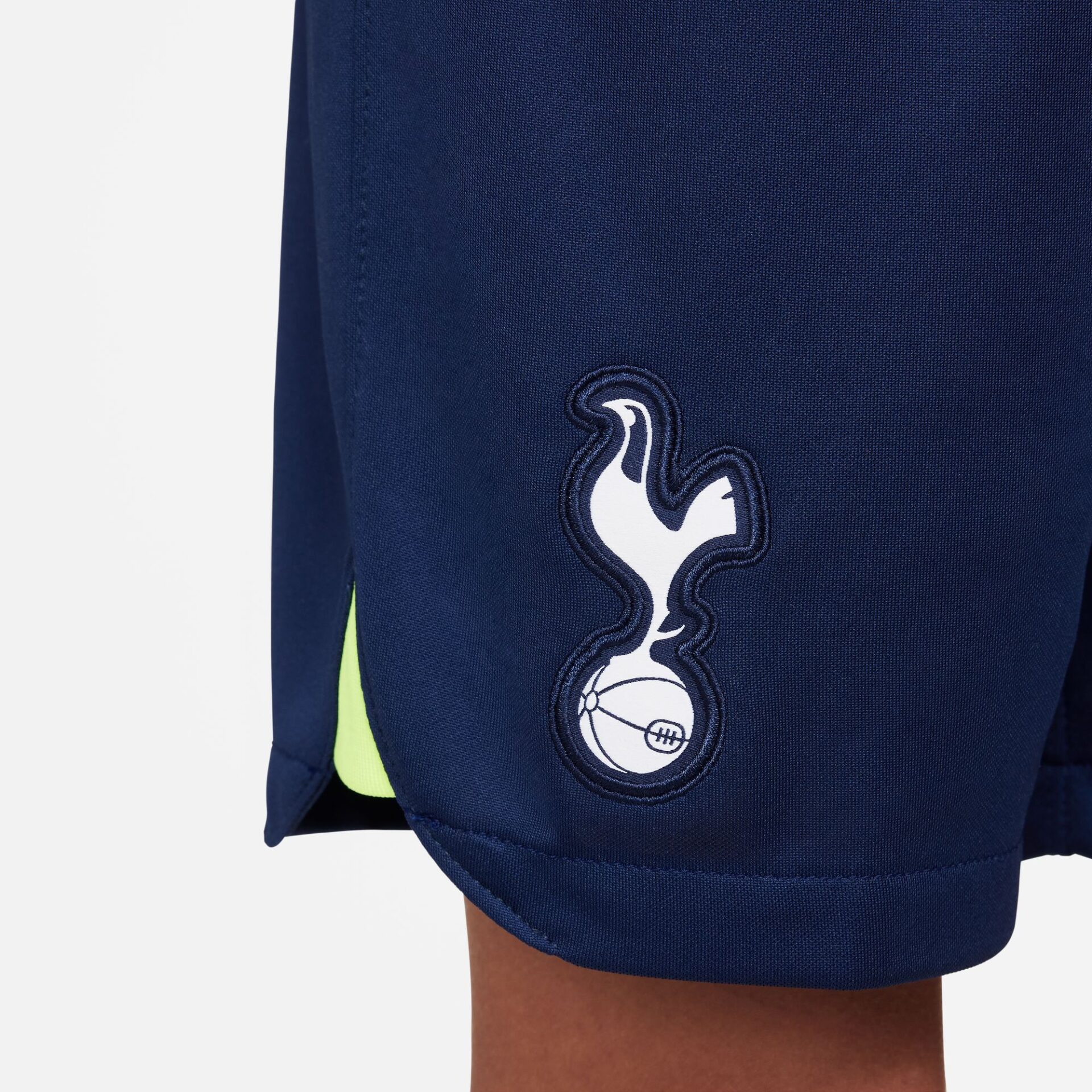 DM2230-429-PHSYM004-2000 Short junior TOTTENHAM HOTSPUR 22/23