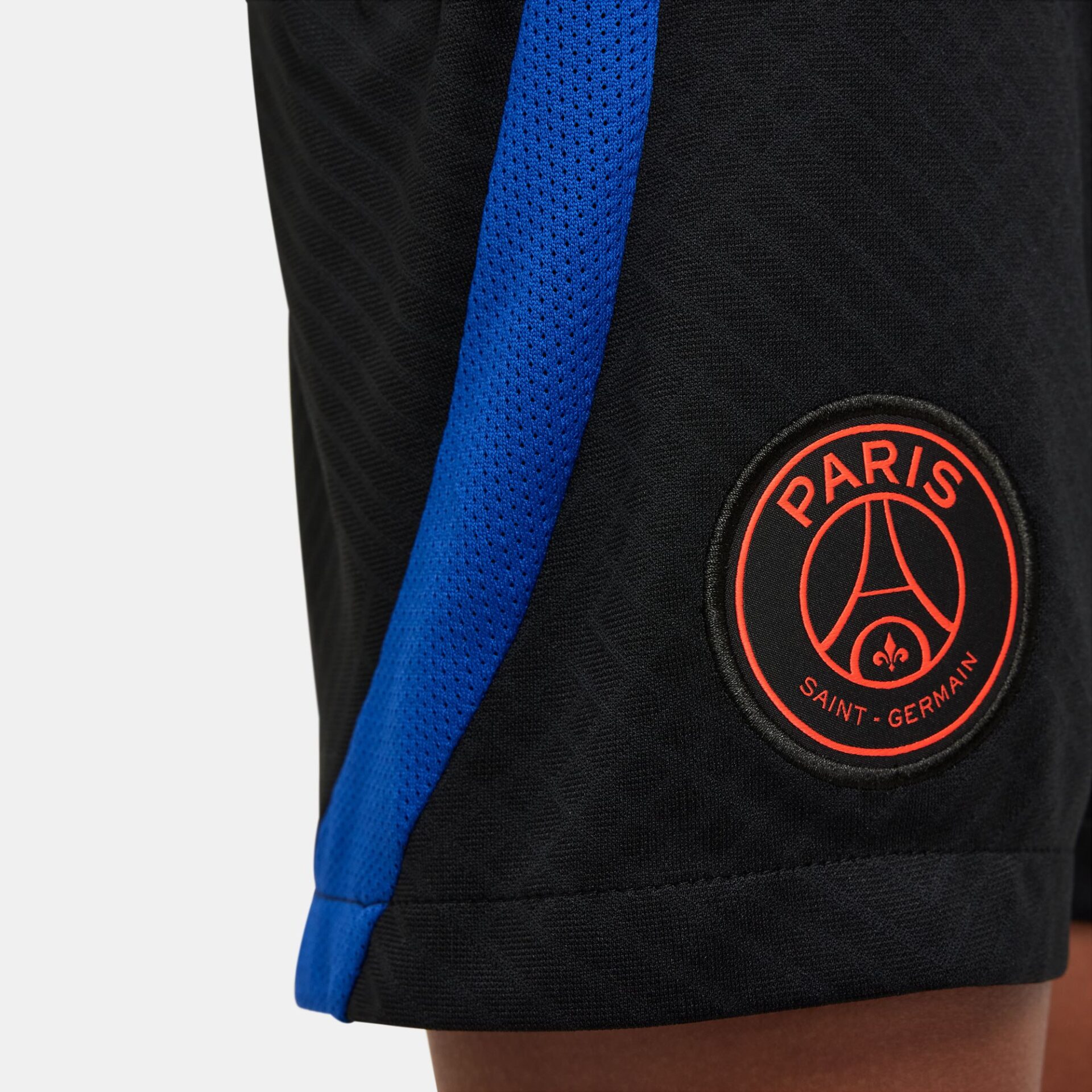 DN1305-010-PHSYM005-2000 Short JUNIOR PARIS SAINT-GERMAIN STRIKE NIKE