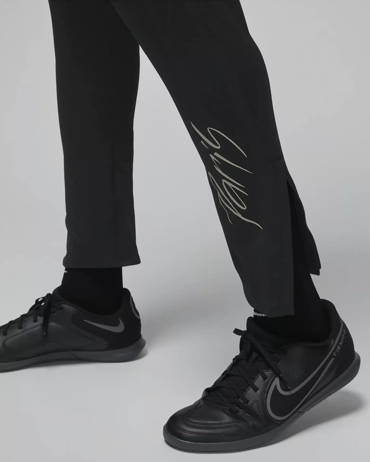 DZ0897-010 E Pantaloni uomo Paris Saint-Germain Strike Terza NIKE