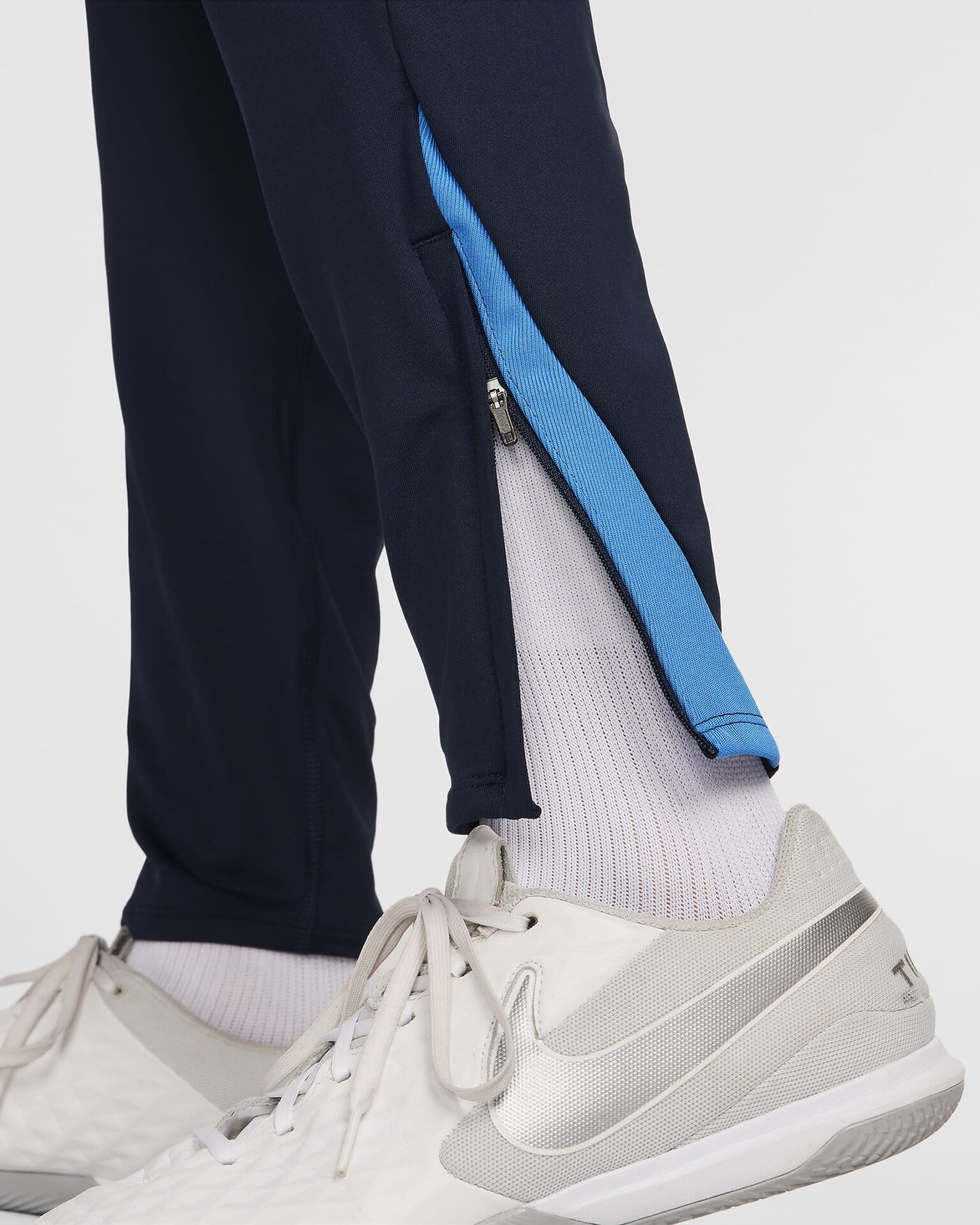 FN9421-451 F Pantaloni calcio CHELSEA FC Strike NIKE 24/25