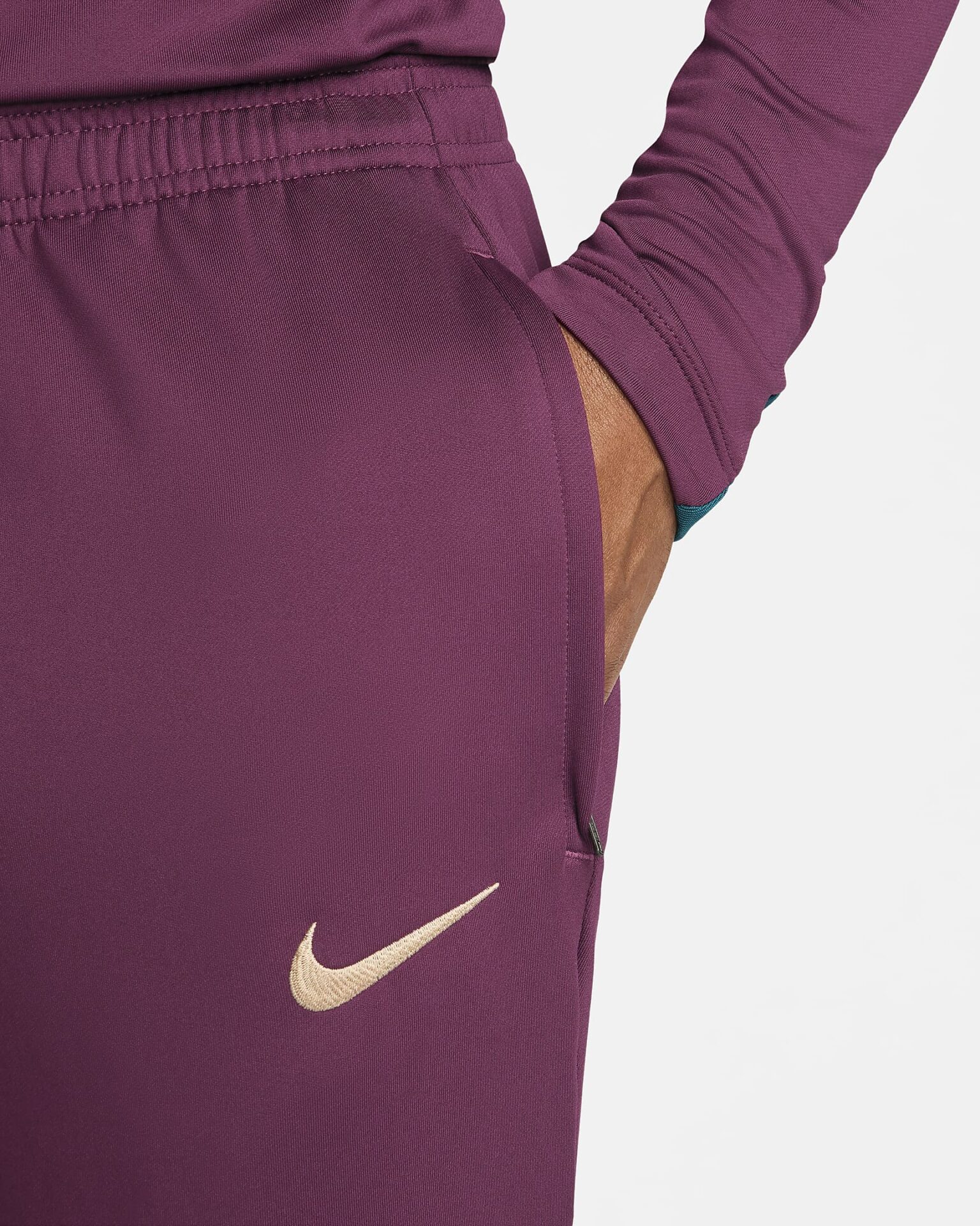FN9429-610 D Pantaloni uomo Paris Saint-Germain Strike NIKE
