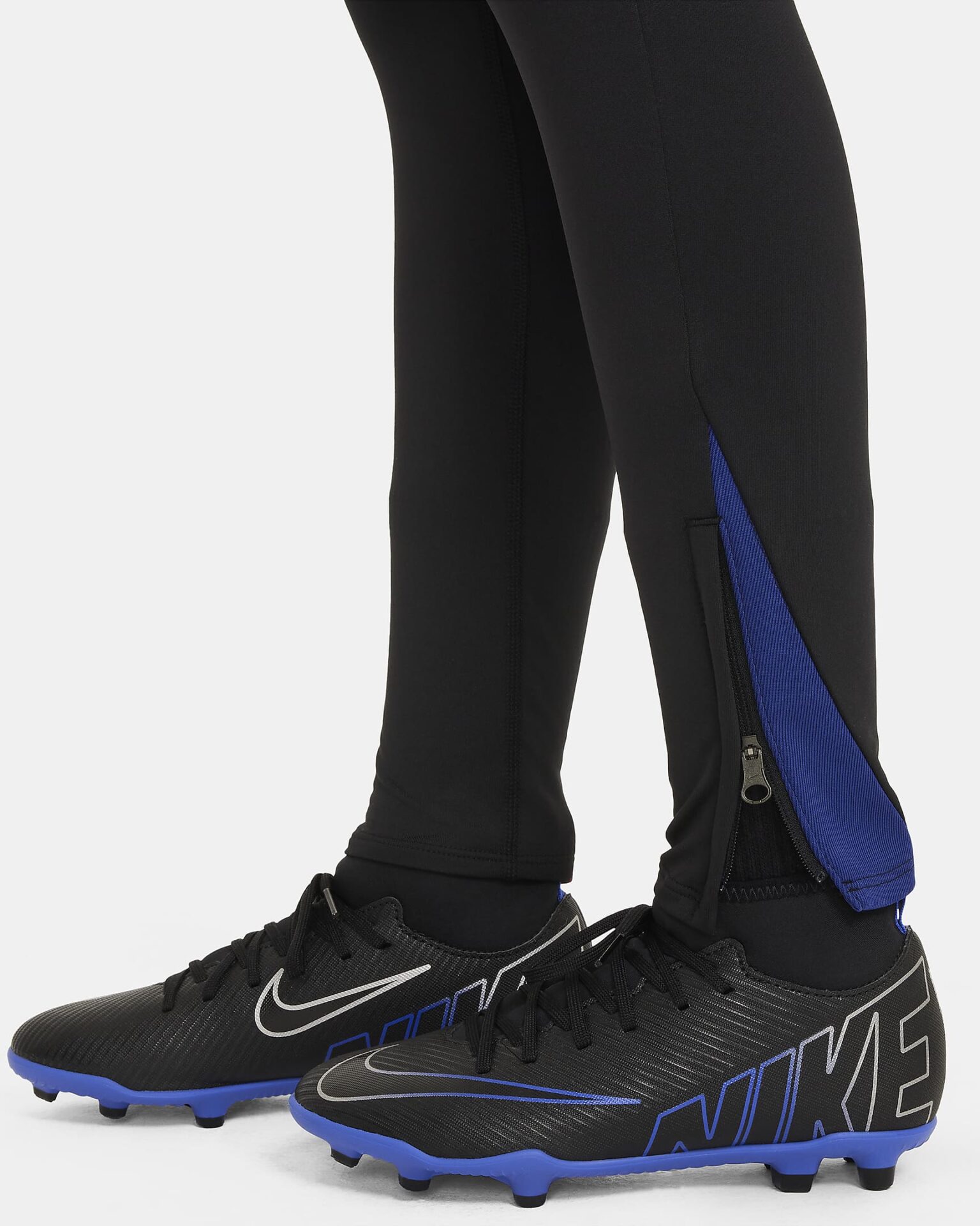 FN9964-010 F Pantaloni FC BARCELONA Strike NIKE 24/25 Junior