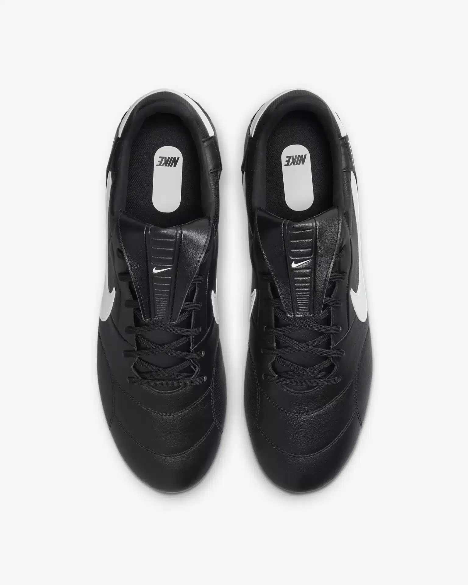 HM0265-002 D The NIKE Premier III FG