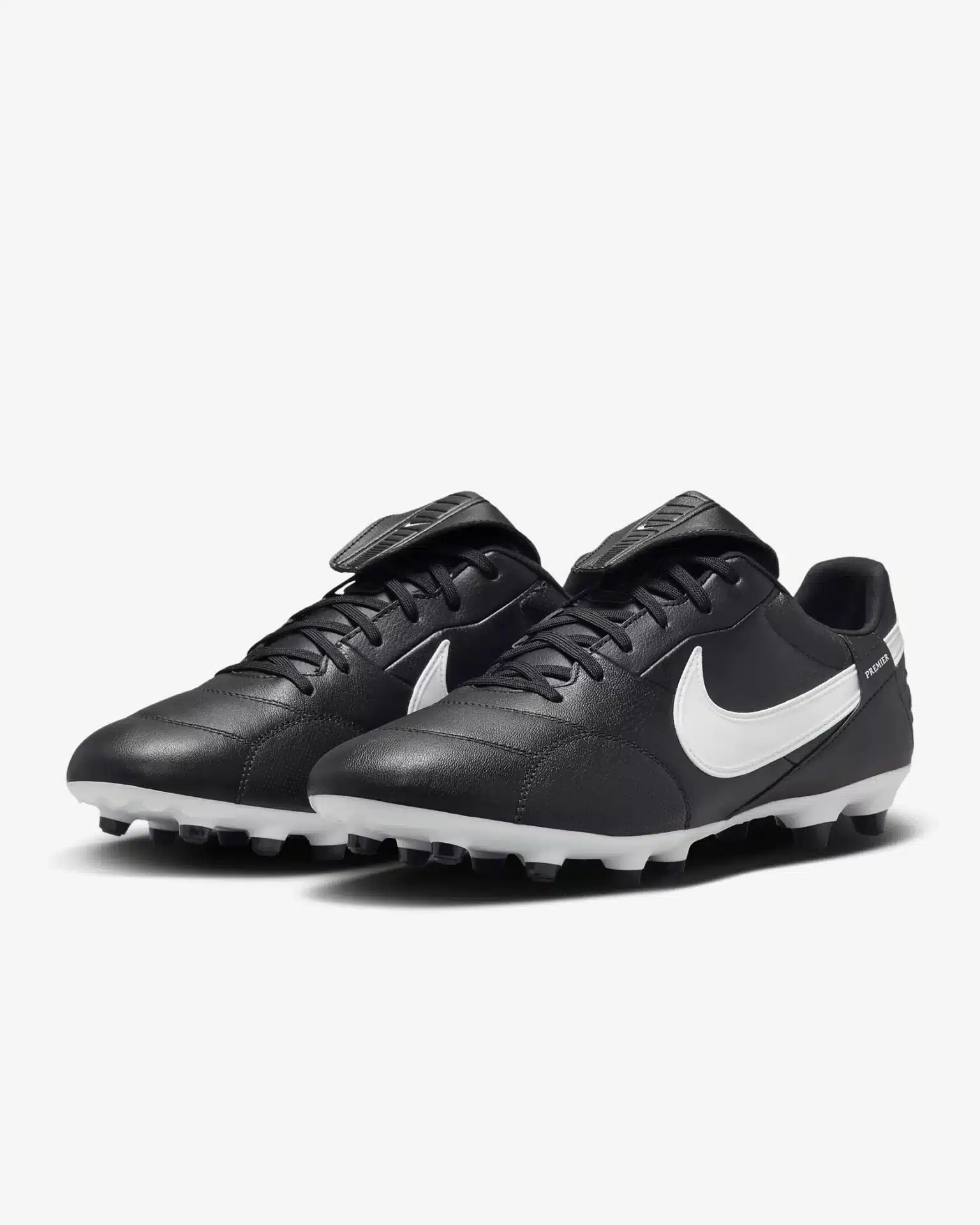 HM0265-002 E The NIKE Premier III FG