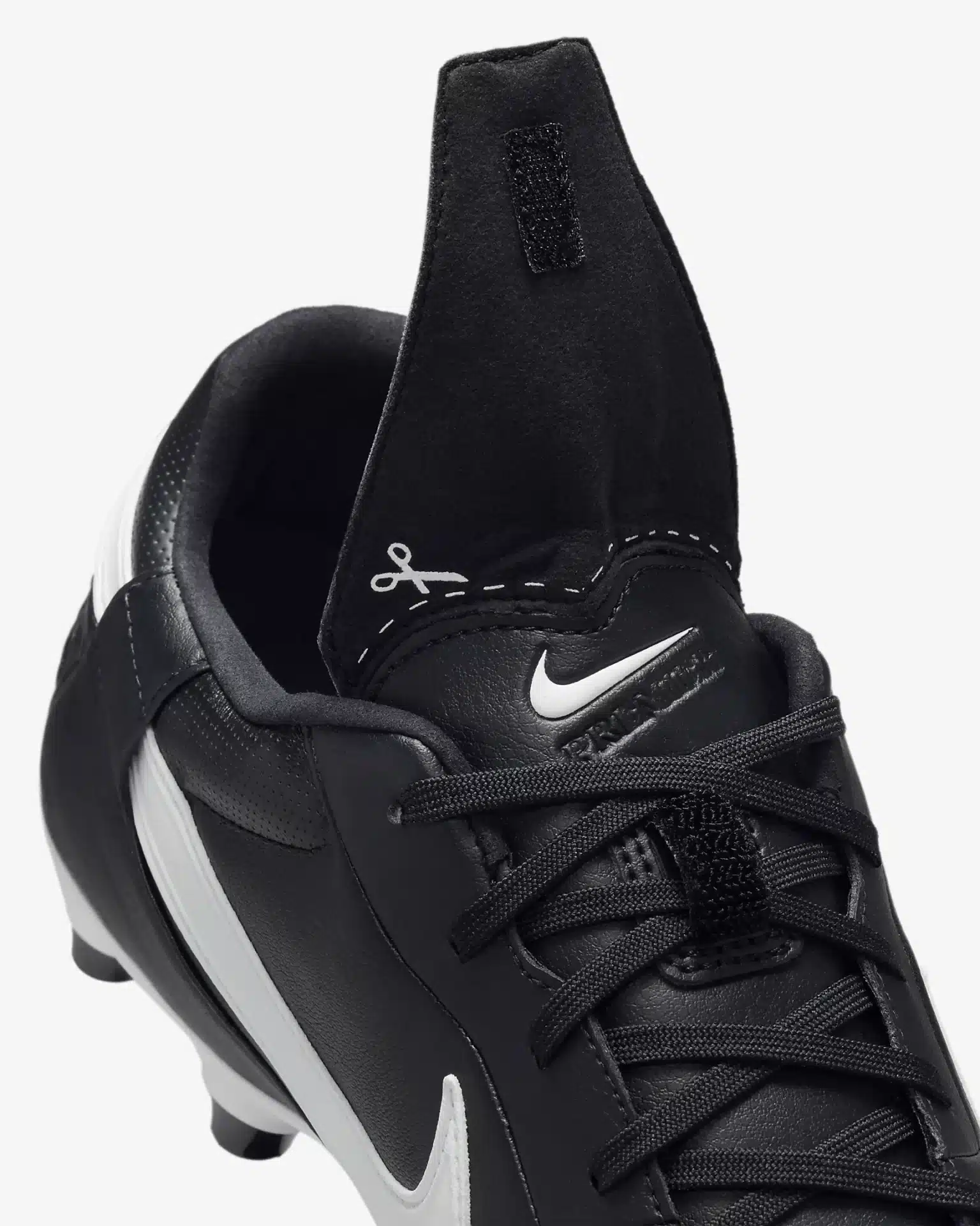 HM0265-002 M The NIKE Premier III FG
