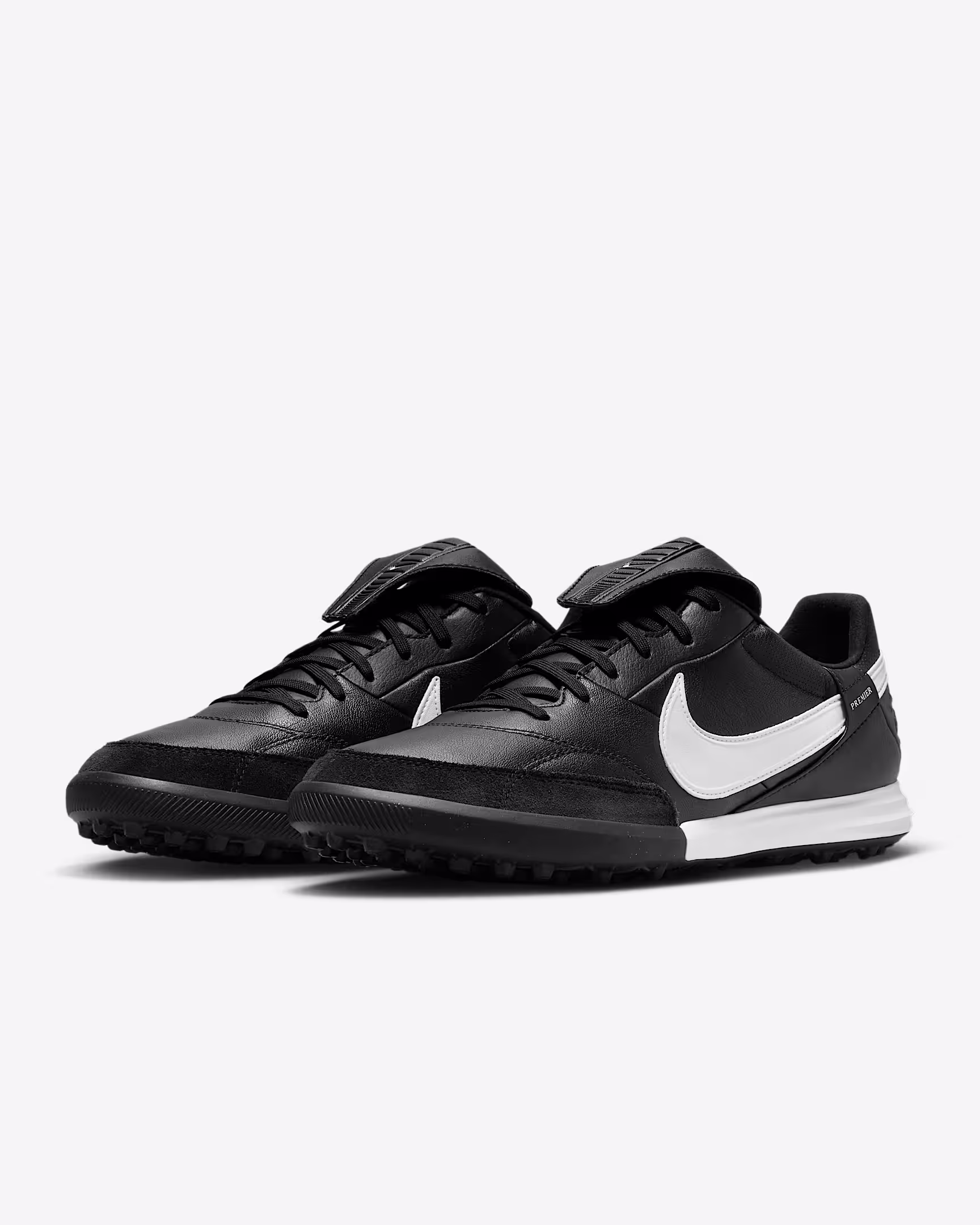 HM0283-001 e Nike PREMIER III TF Black & White