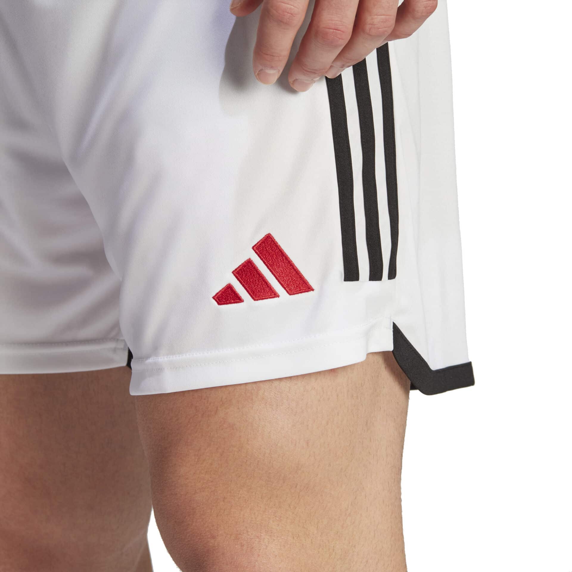 HR3678_6_APPAREL_On Model_Detail View 1_white Shorts Home MANCHESTER UNITED FC 23/24