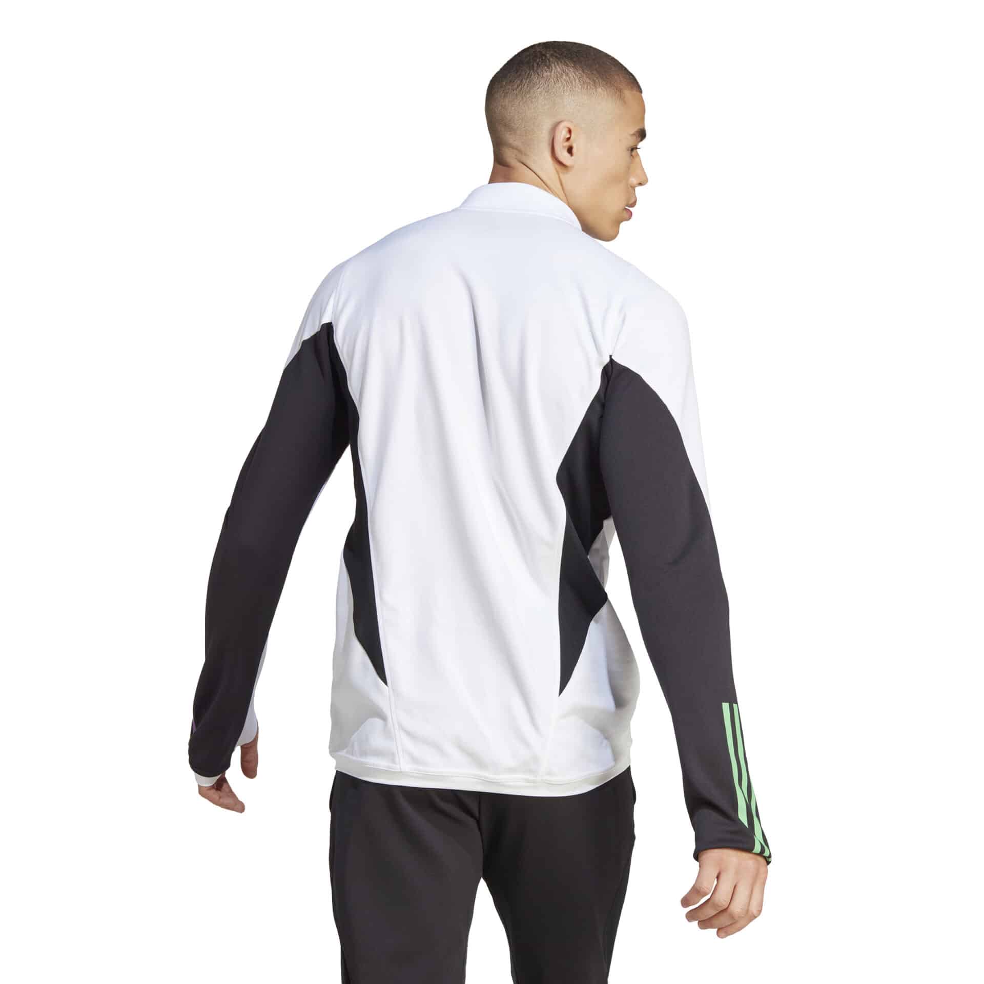 IB1528_5_APPAREL_On Model_Back View_white Felpa Allenamento Tiro 23 FC Bayern München