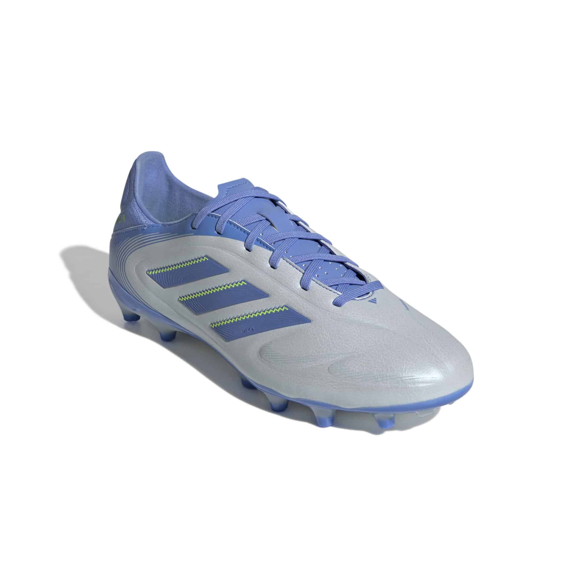 ID9050_5_FOOTWEAR_Photography_Front Lateral Top View_white SCARPE calcio COPA PURE 3 LEAGUE FG/MG Halo Blue