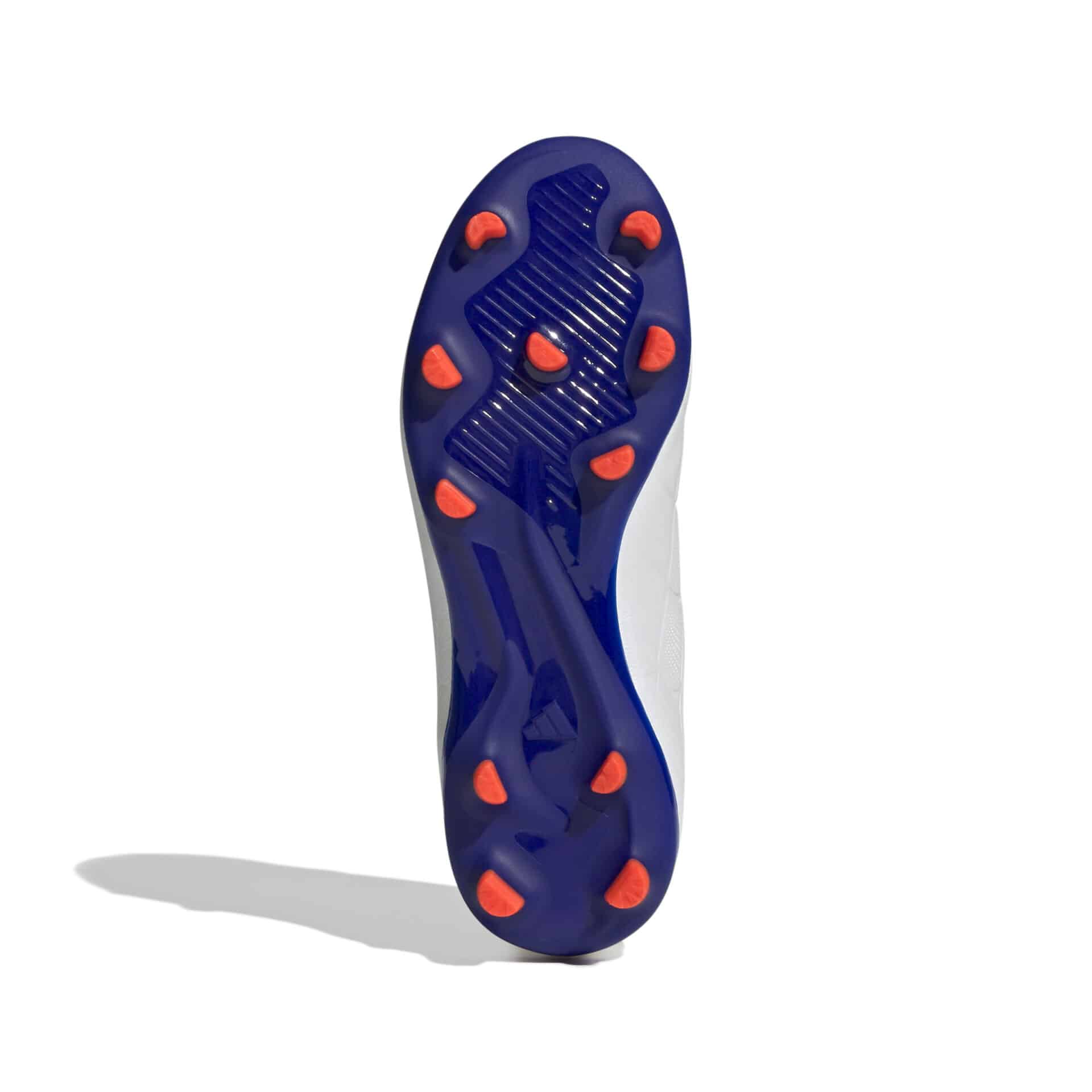 IG6411_3_FOOTWEAR_Photography_Bottom View_white Scarpa calcio ADIDAS COPA PURE 2 League FG Junior