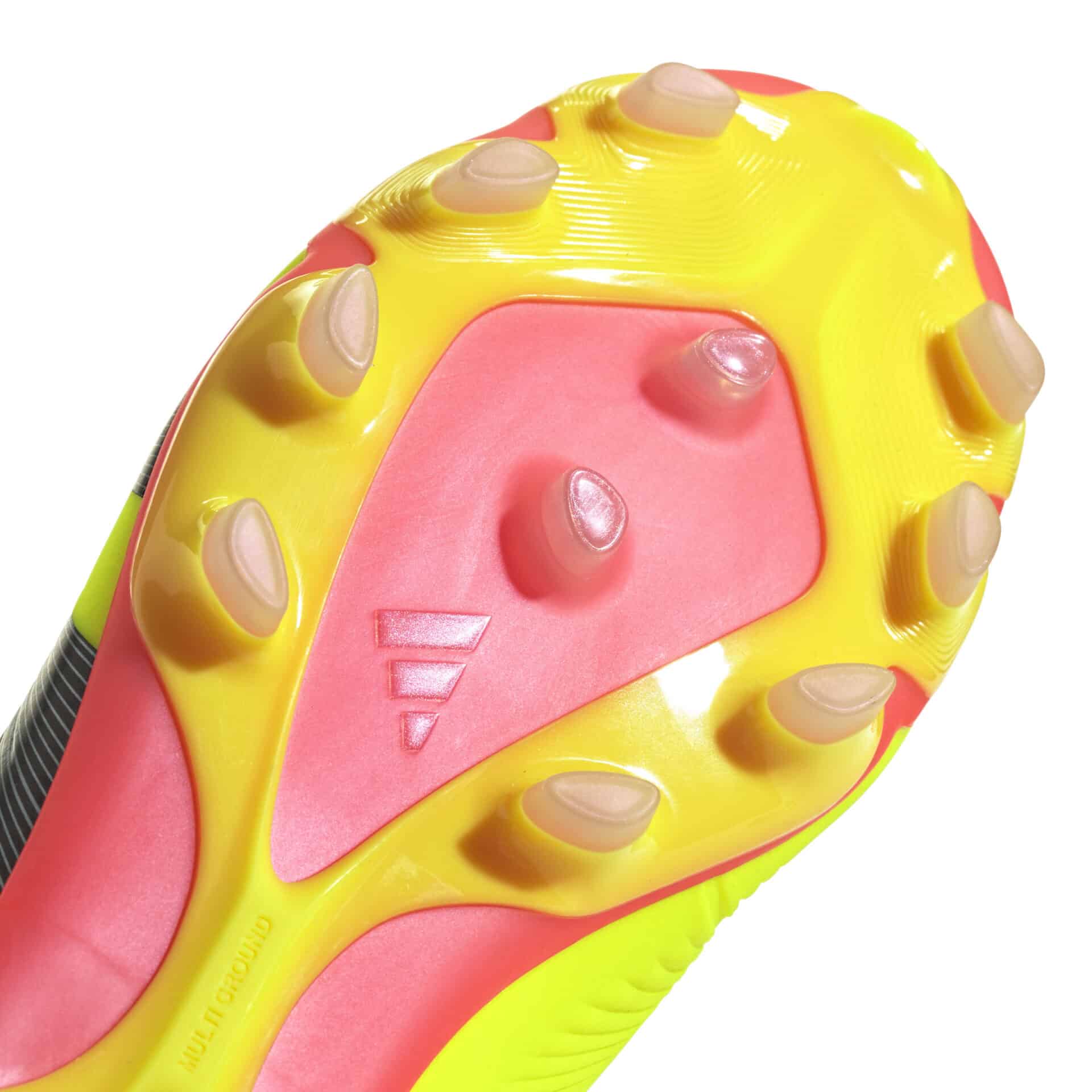 IG7732_7_FOOTWEAR_Photography_Detail View 1_white Scarpe calcio ADIDAS PREDATOR 24 PRO MG Yellow