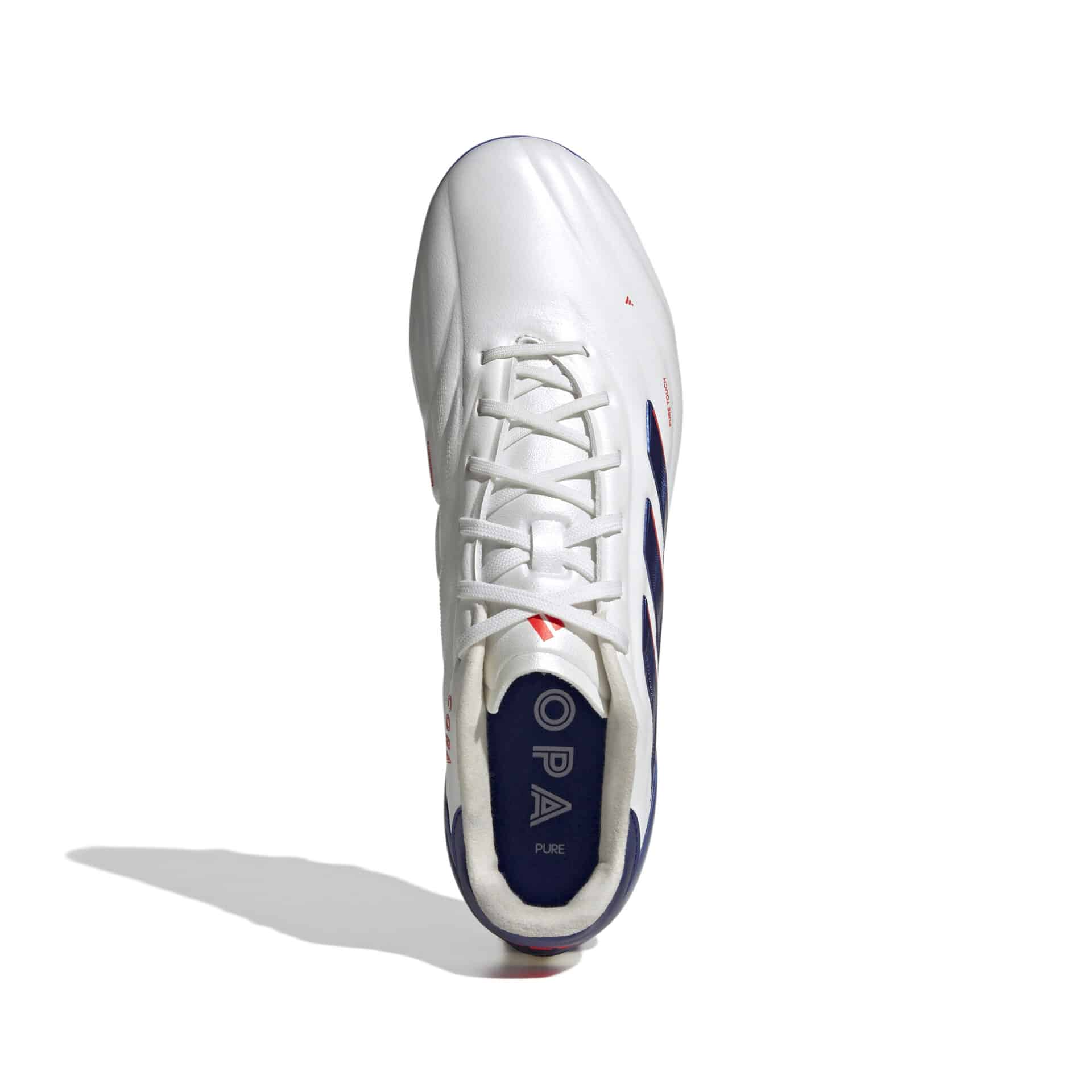 IG8677_2_FOOTWEAR_Photography_Top Portrait View_white Scarpe da calcio COPA PURE 2 ELITE AG WhiteBlueRed