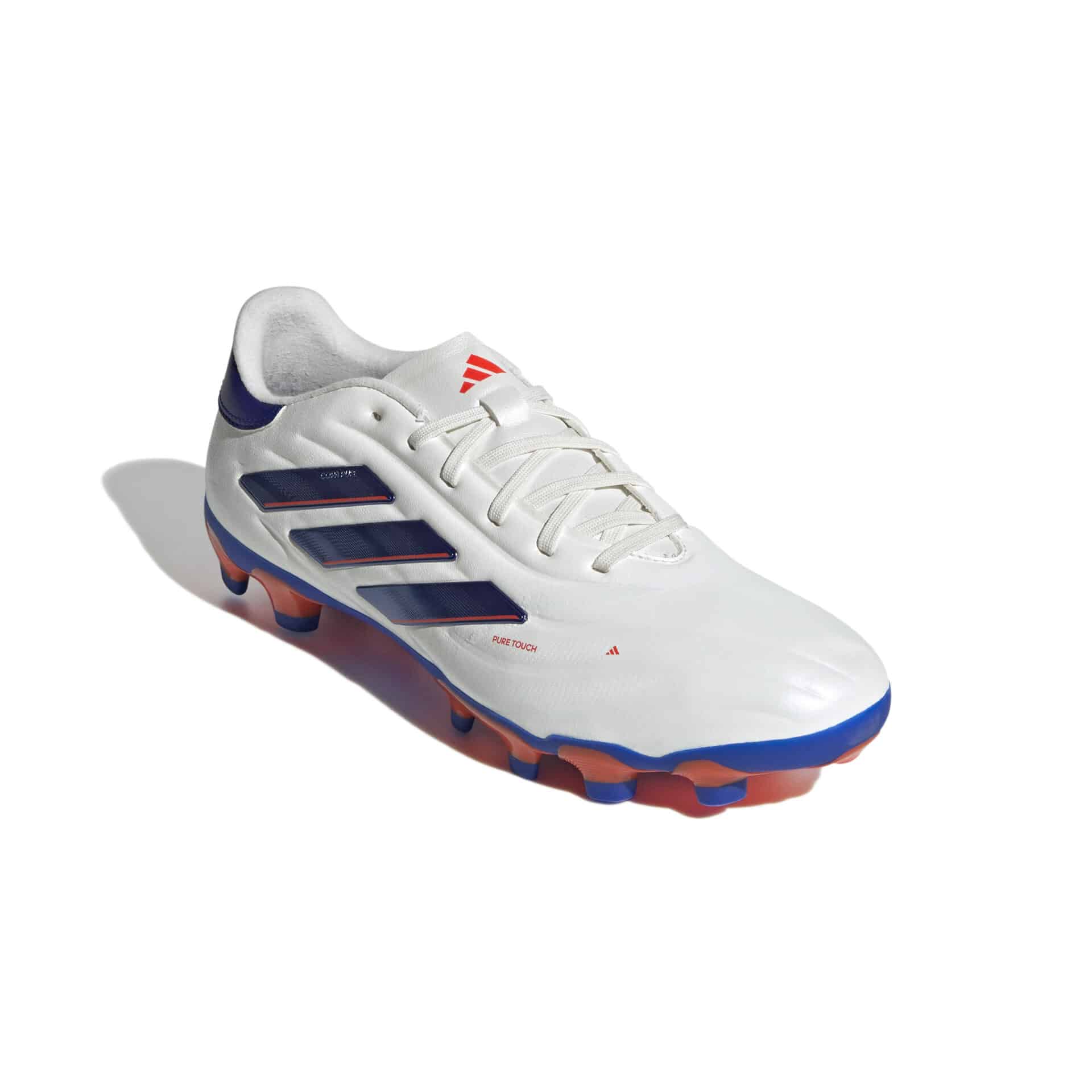 IG8686_5_FOOTWEAR_Photography_Front Lateral Top View_white Scarpa calcio COPA PURE 2 PRO MG