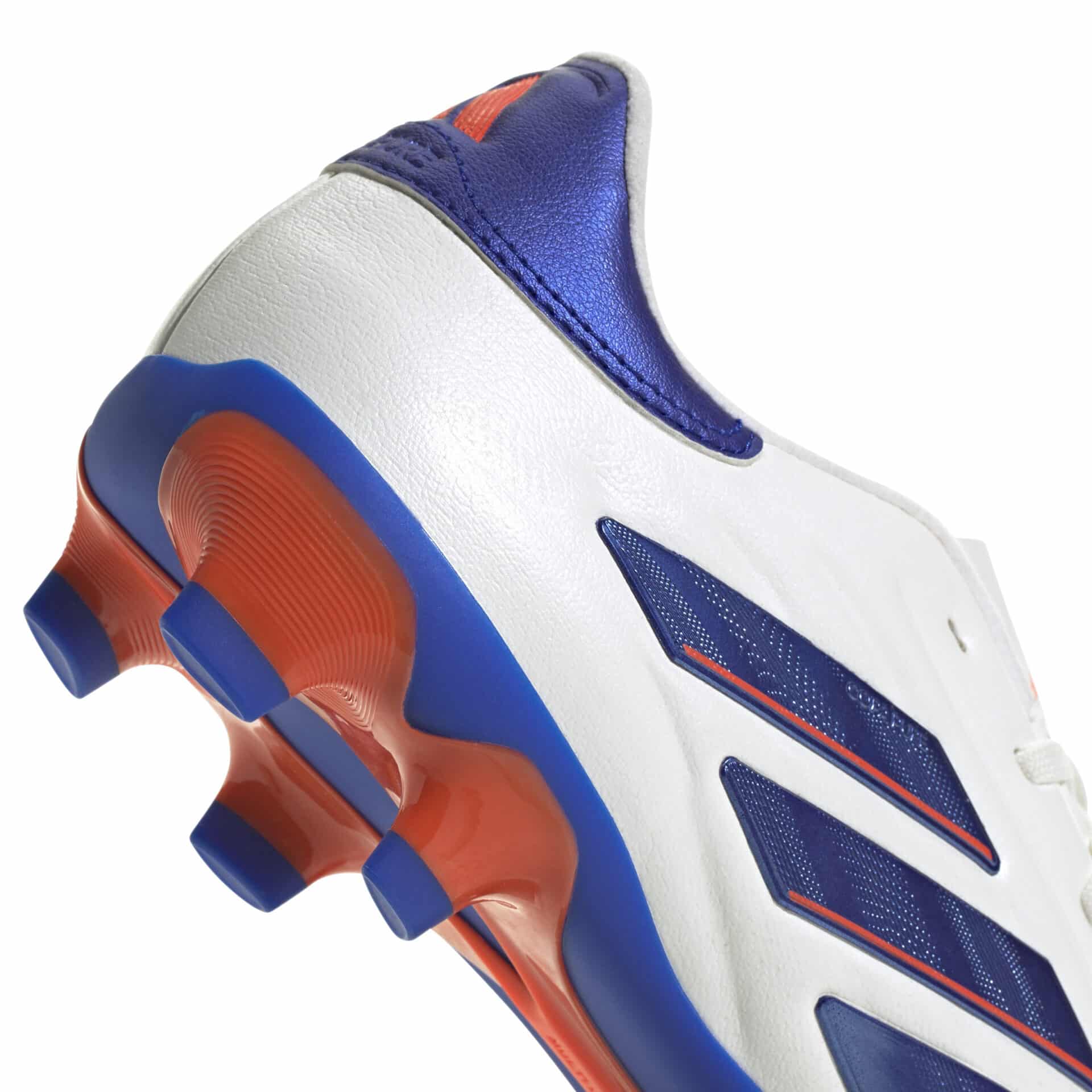 IG8686_8_FOOTWEAR_Photography_Detail View 2_white Scarpa calcio COPA PURE 2 PRO MG