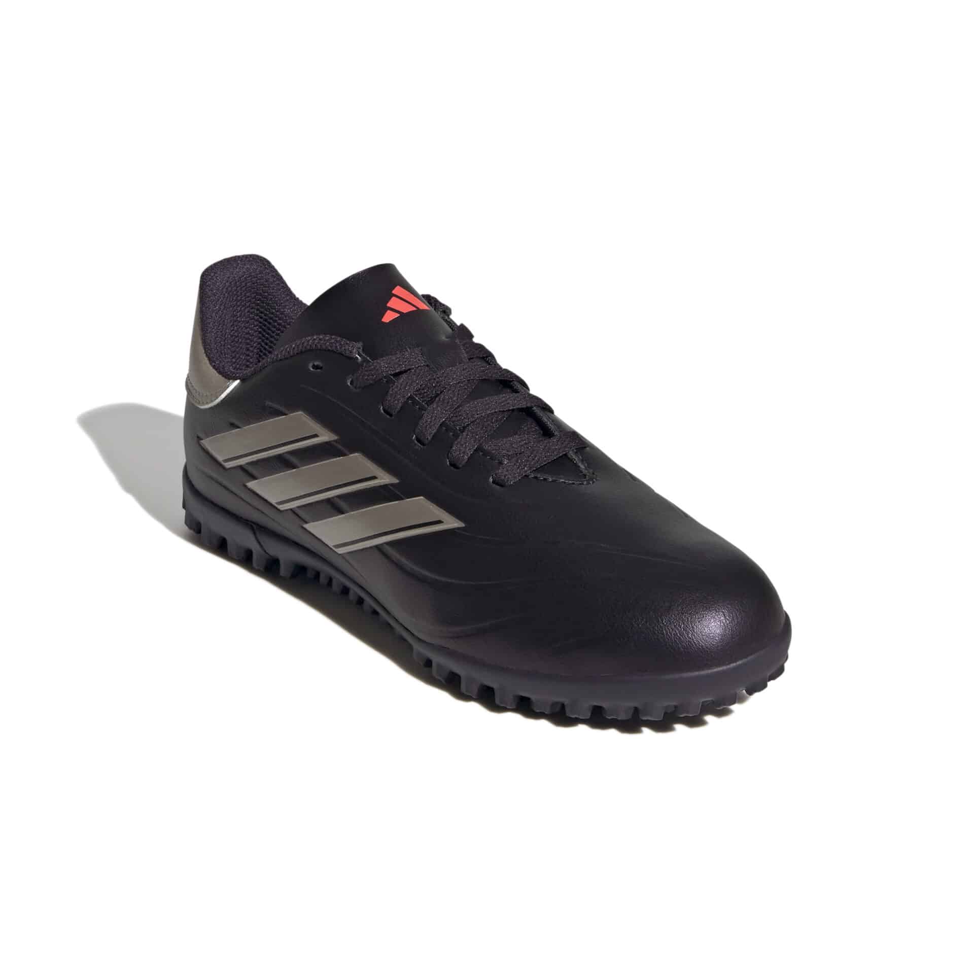 IG8735_5_FOOTWEAR_Photography_Front Lateral Top View_white SCARPE calcio COPA PURE 2 CLUB Junior