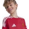 IT1972_5_APPAREL_On Model_Detail View 1_white Maglia Manchester United FC Home 24/25 Junior