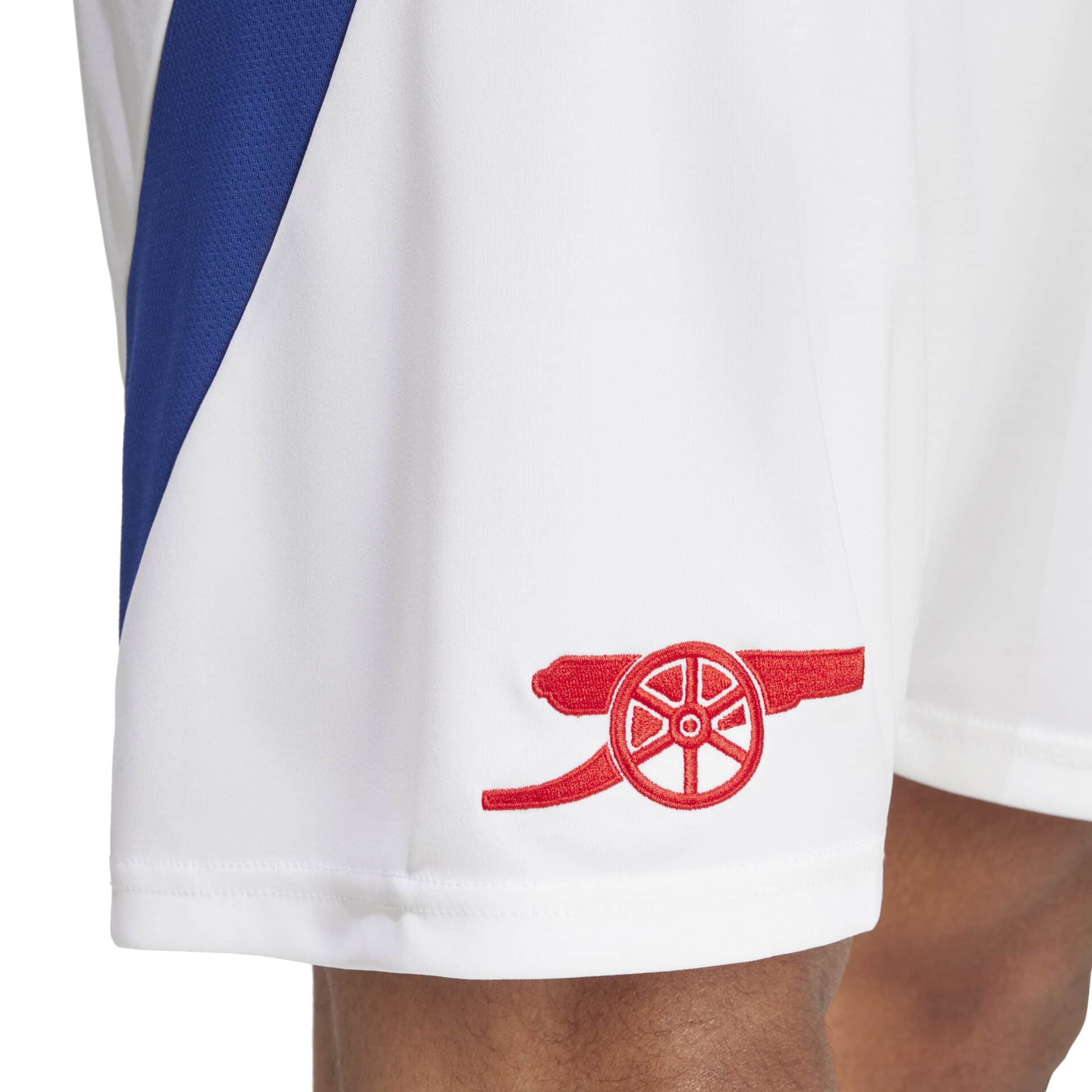 IT6139_6_APPAREL_On Model_Detail View 1_white Short HOME ARSENAL FC 24/25