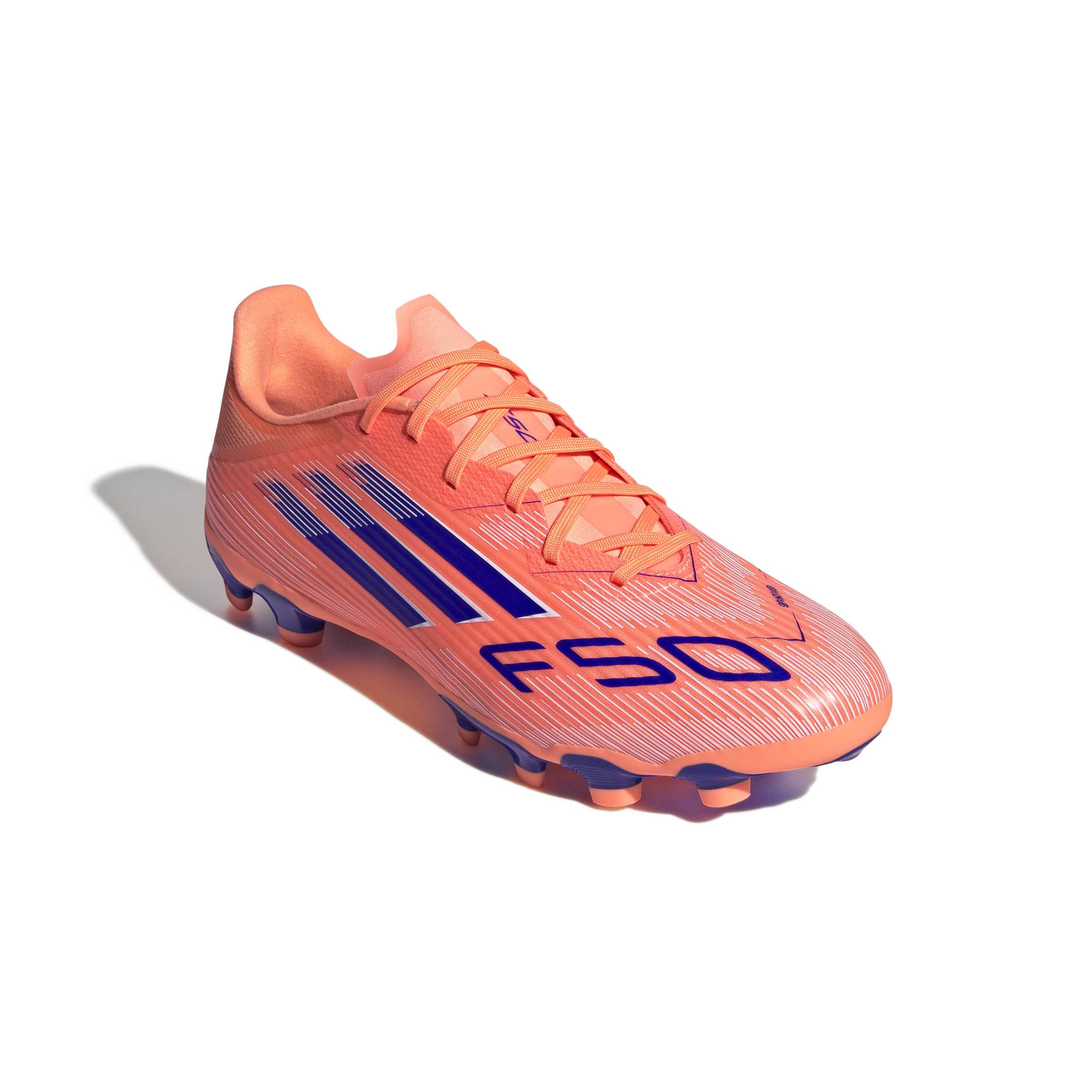 JH7729_5_FOOTWEAR_Photography_Front Lateral Top View_white Scarpe calcio ADIDAS F50 LEAGUE MG Beaora