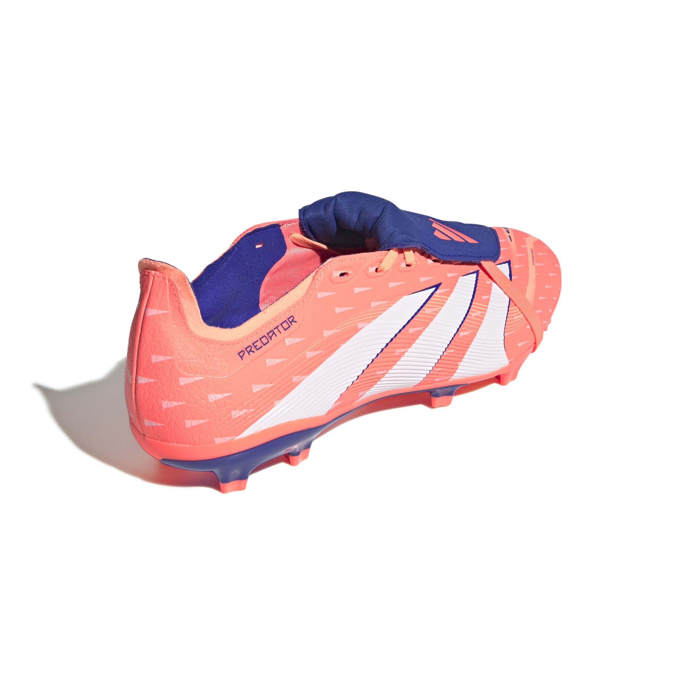 JI1112_6_FOOTWEAR_Photography_Back Lateral Top View_white Scarpe calcio ADIDAS PREDATOR League FT FG Beaora