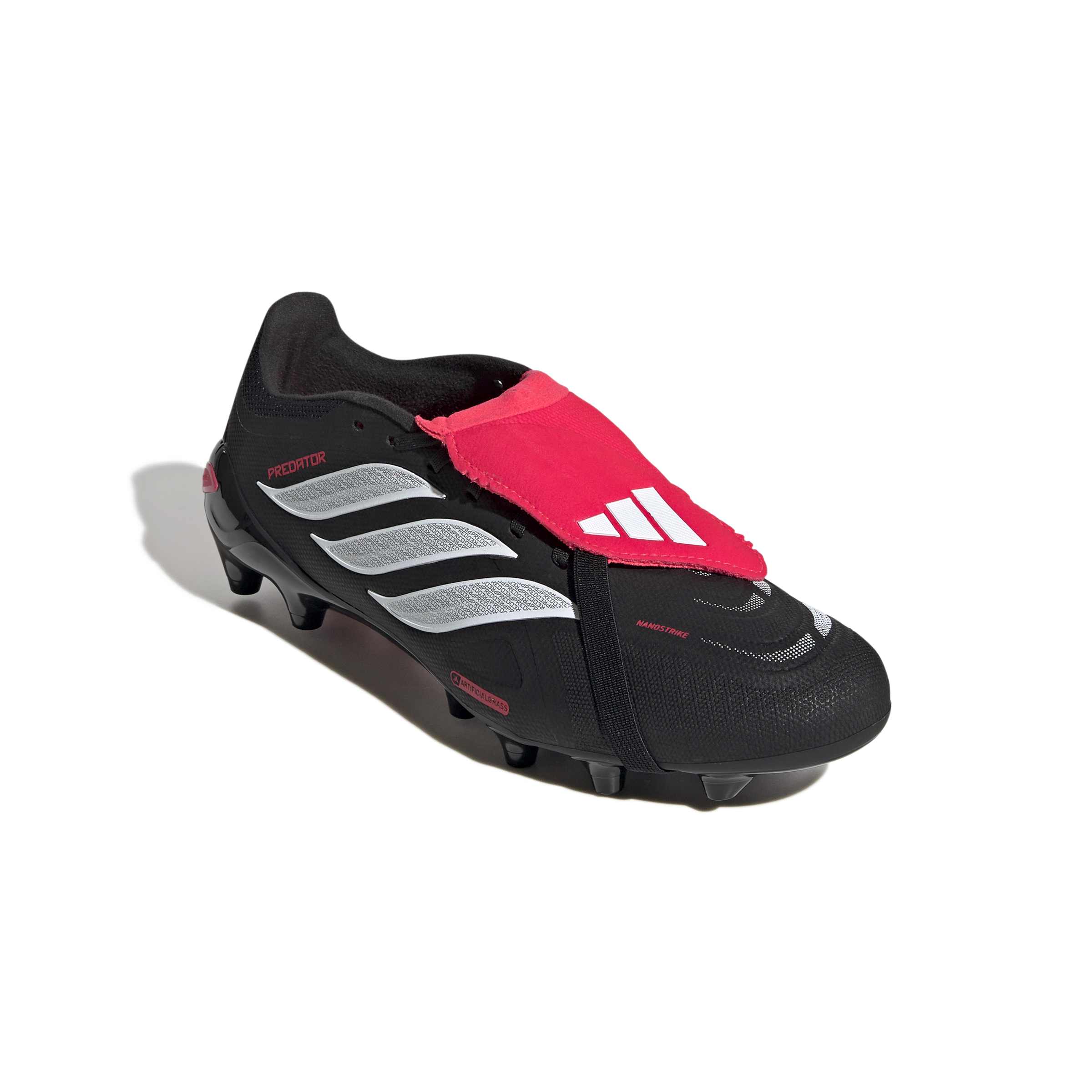JR7900_5_FOOTWEAR_Photography_Front Lateral Top View_white Scarpe calcio ADIDAS PREDATOR League FT AG Black White Lucid Red