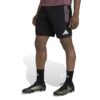 JZ9013_2_APPAREL_On Model_Standard View_white Short Allenamento 25/26 REAL MADRID