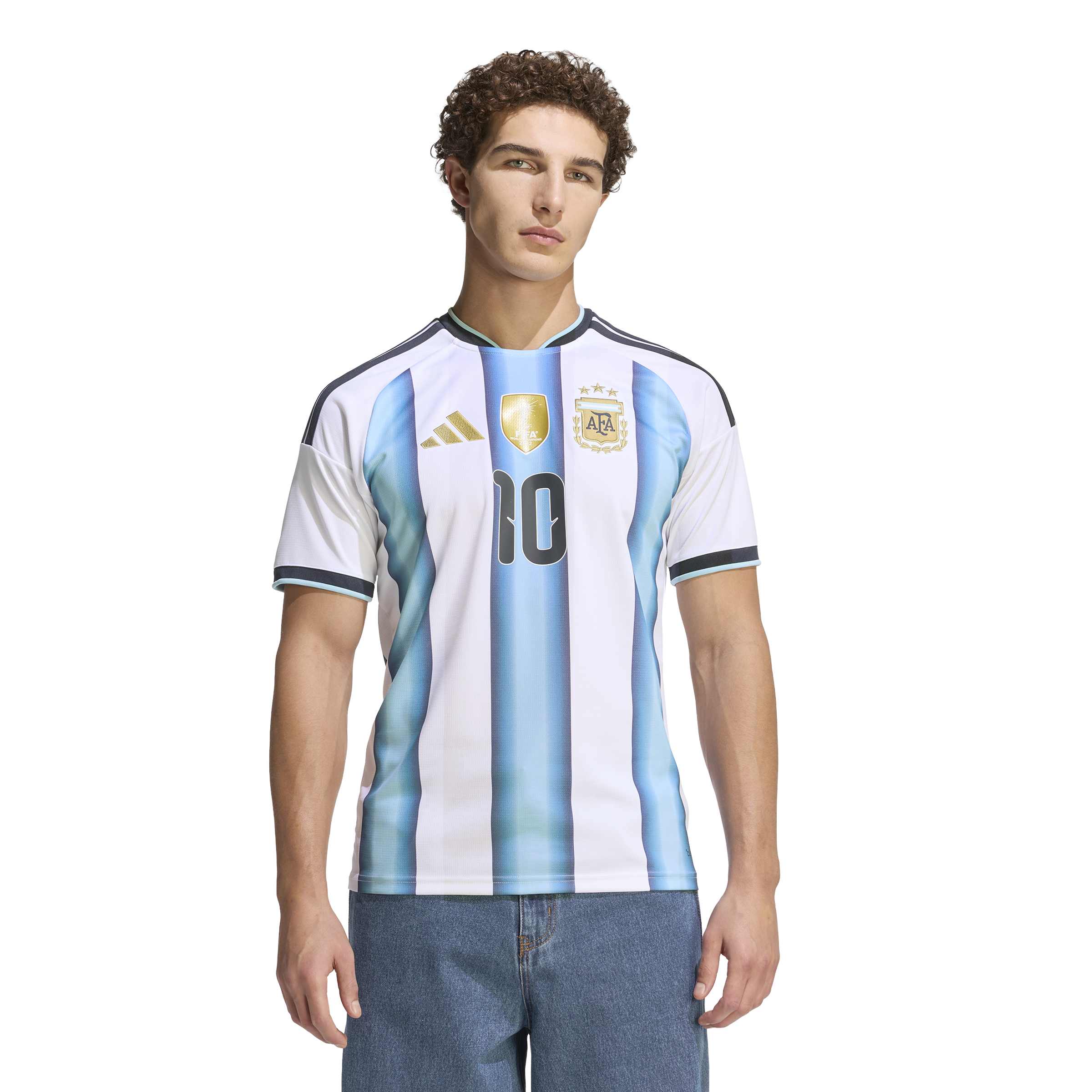 KA8117_3_APPAREL_On Model_Standard View_white ADIDAS Maglia Home 26 MESSI ARGENTINA
