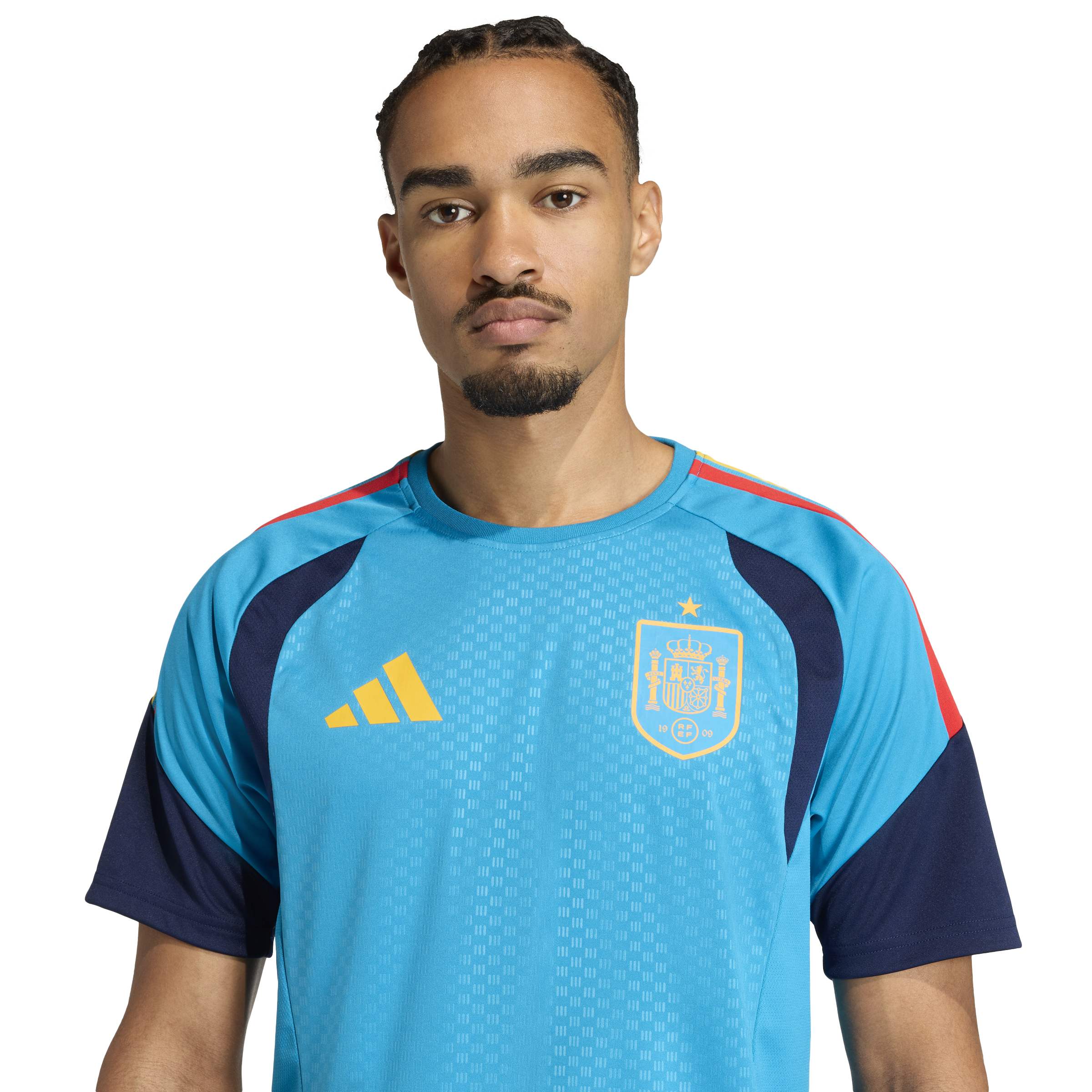 KA8193_6_APPAREL_On Model_Detail View 1_white ADIDAS Maglia Allenamento 26 SPAGNA