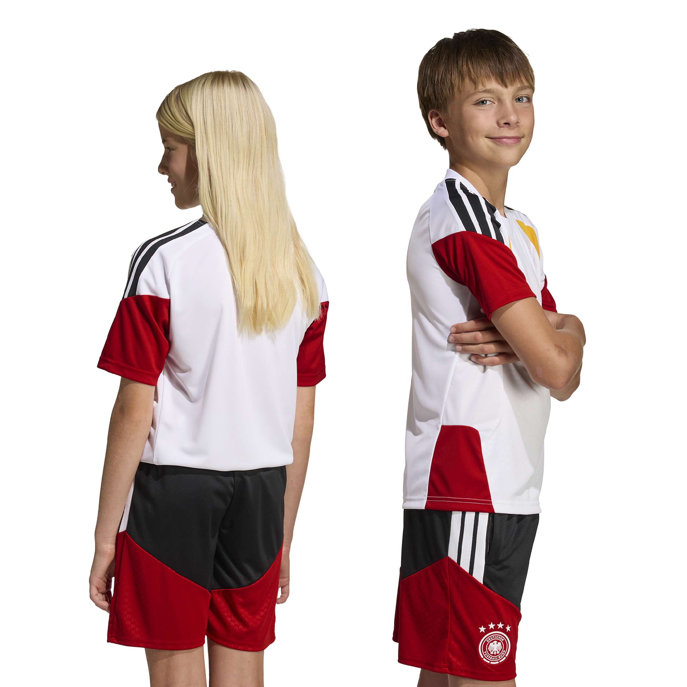 KB4441_8_APPAREL_On Model_Standard Unisex Back View_white ADIDAS Maglia Allenamento GERMANIA 26 Junior
