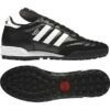 Scarpa da calcetto Mundial Team di Adidas tomaia in suede e pelle fodera in materiale sintetico Intersuola sagomata in EVA La suola in gomma TF